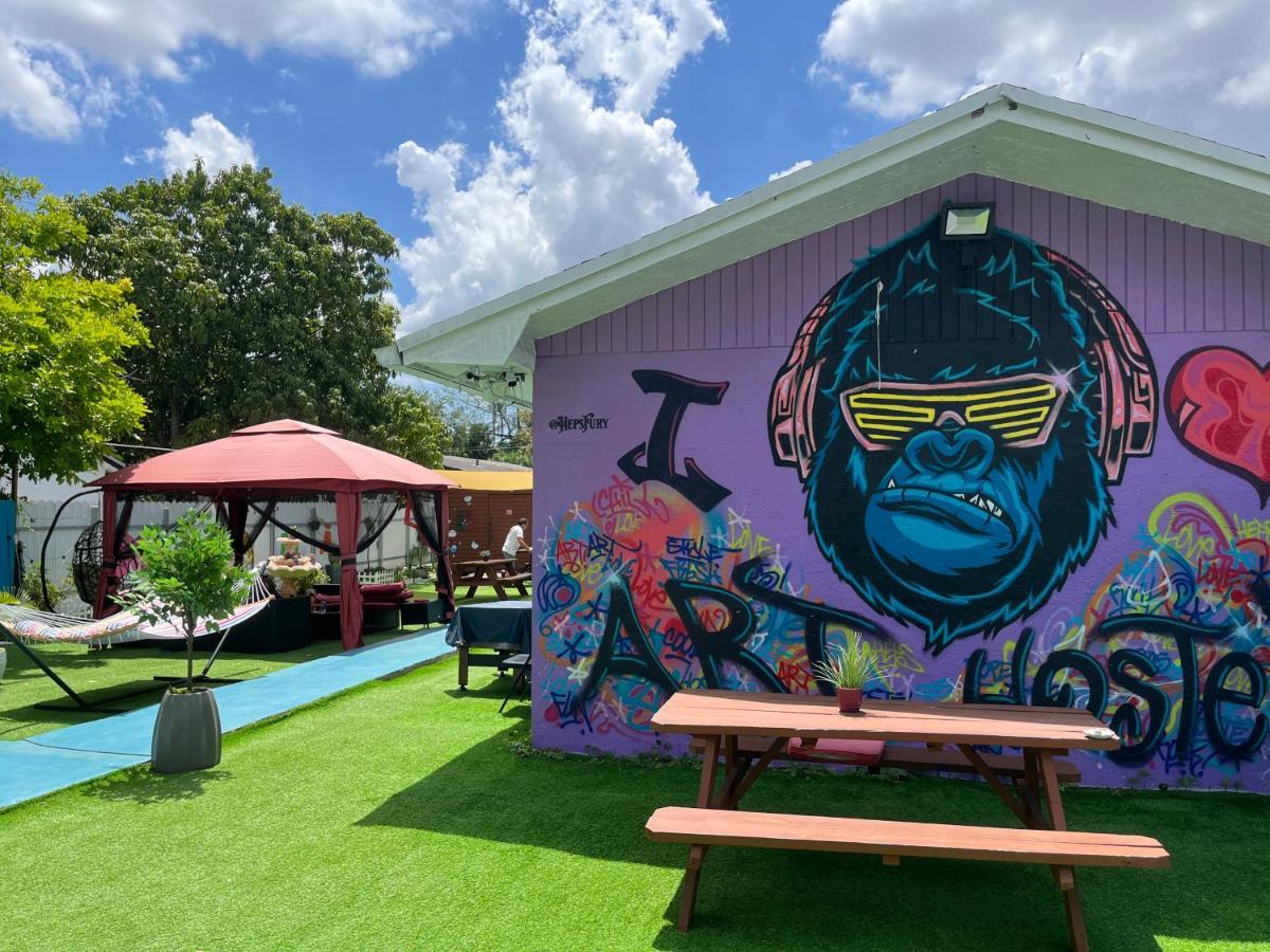 Art Graffiti Hostel Miami Kültér fotó